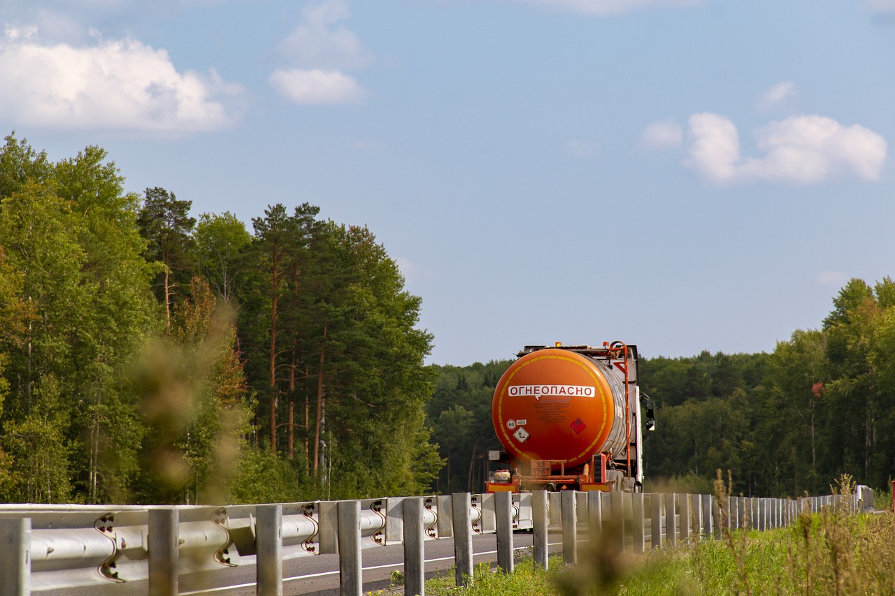 Jak paliwo wpływa na cenę transportu?